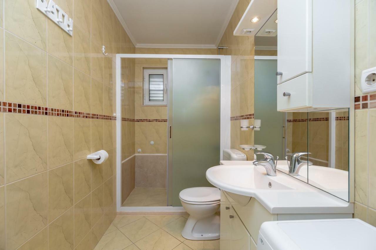 Apartment Ammor With Free Parking Dubrovnik Exterior photo